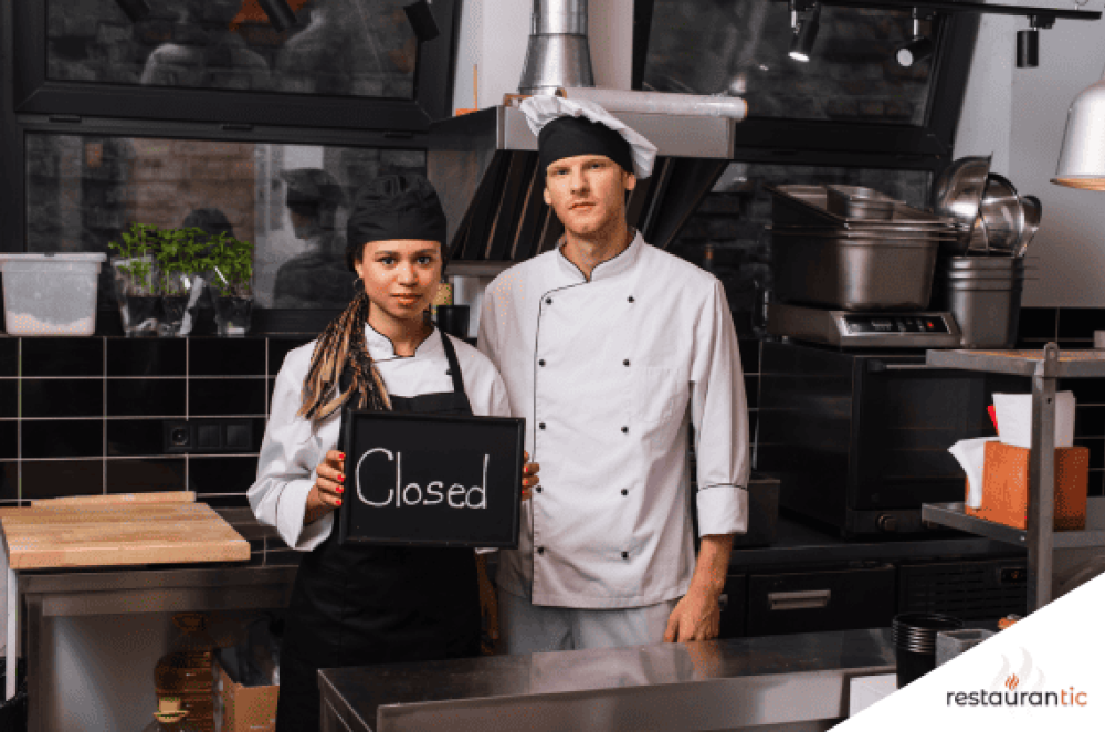 cierre_restaurantes_2025.png